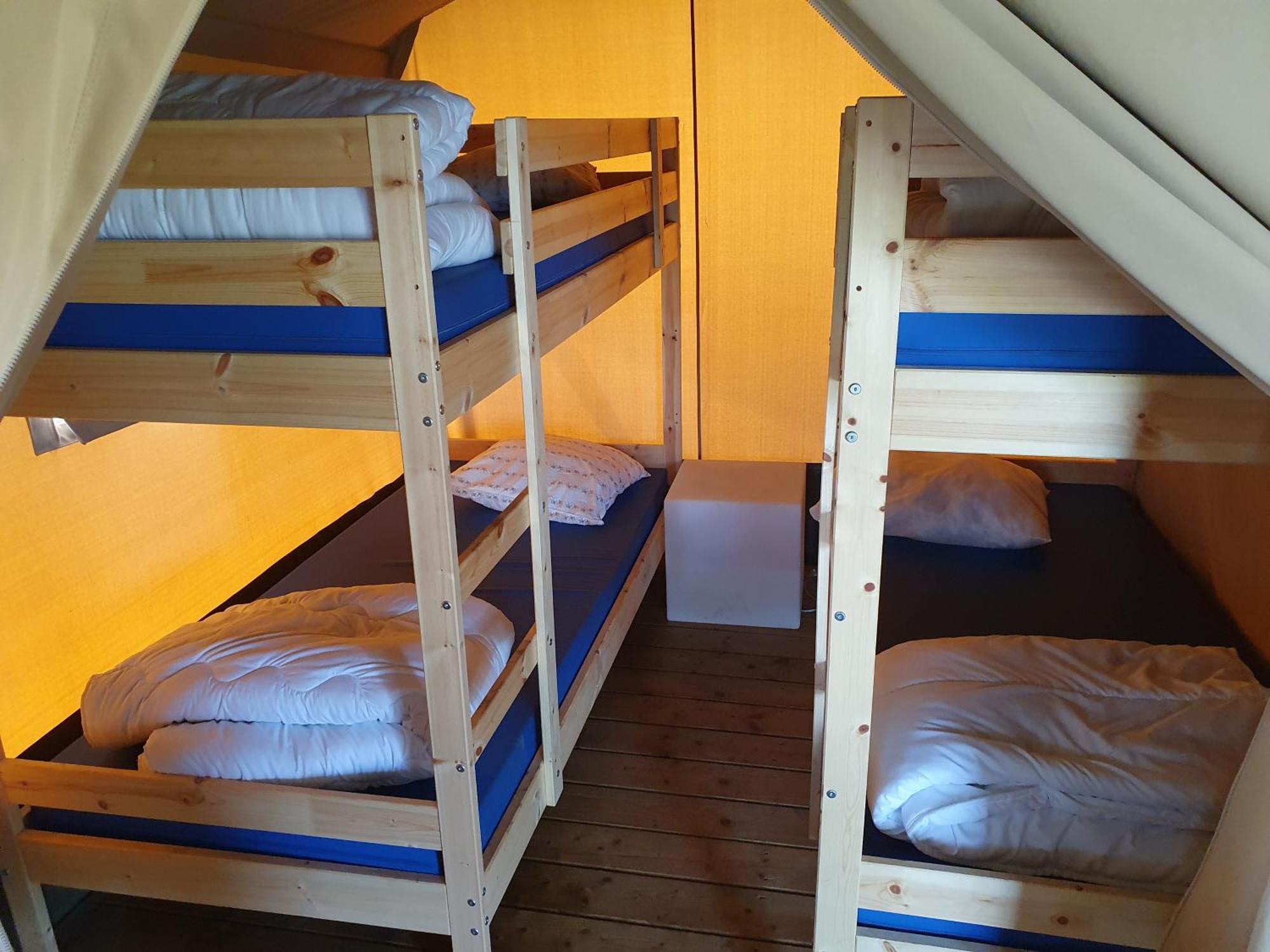 Camping De Oude Rijn Ter Aar Quarto foto